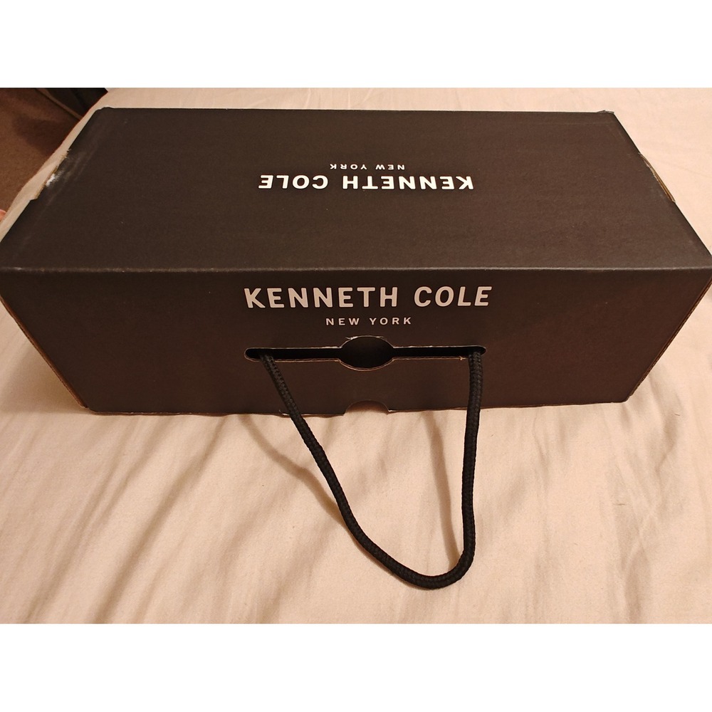 Ballet Flats Kenneth Cole New York Balance Black Leather Gold Trim 9